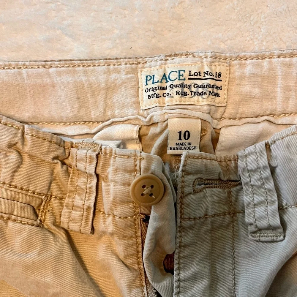 Children’s place kaki shorts